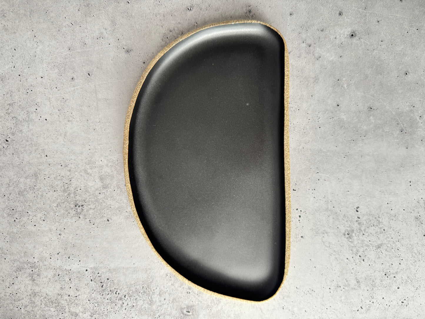 Intention Tray - Moon - Matte Black (Light Clay)