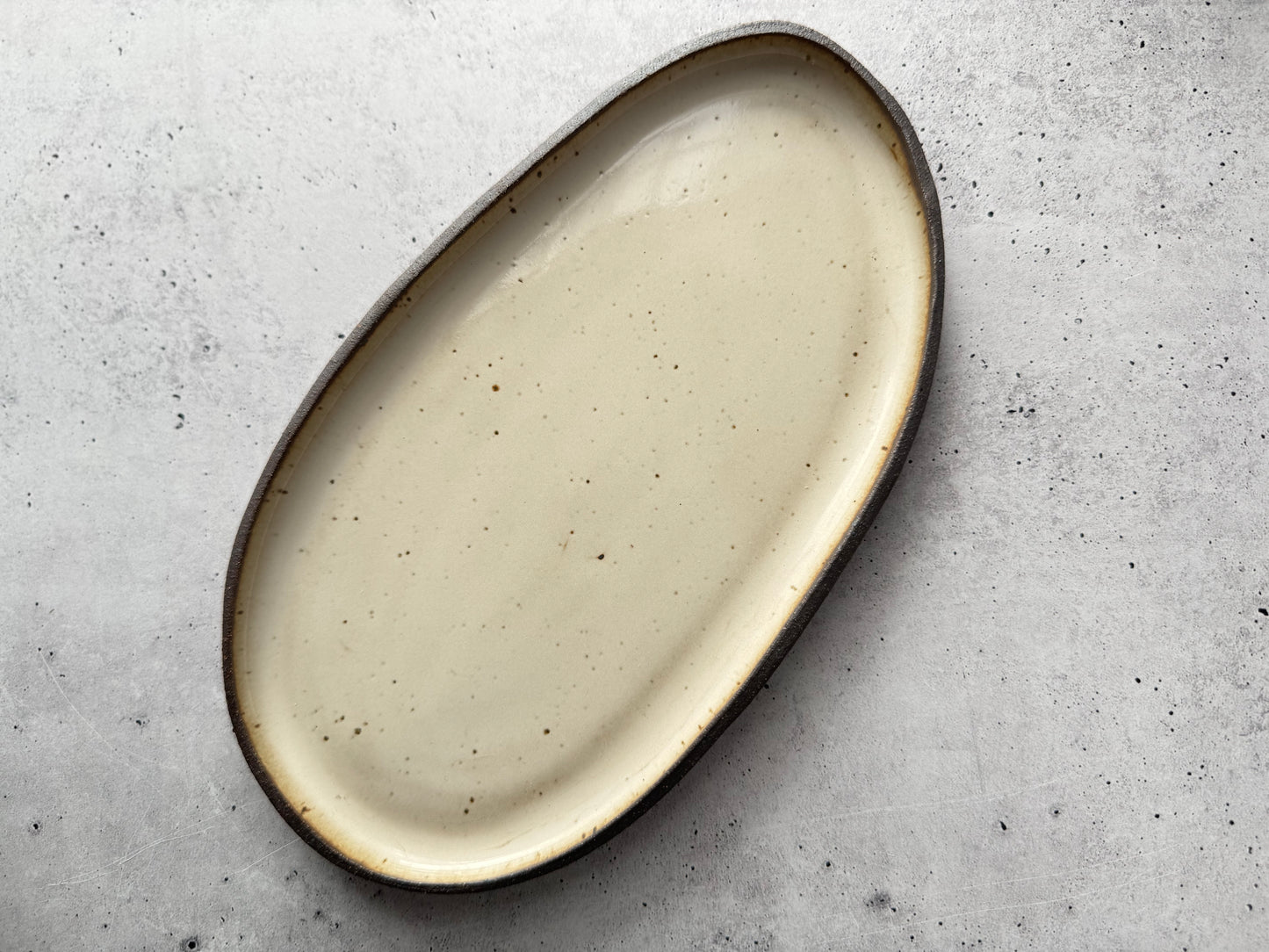 Intention Tray - Oblong - Glossy Cream